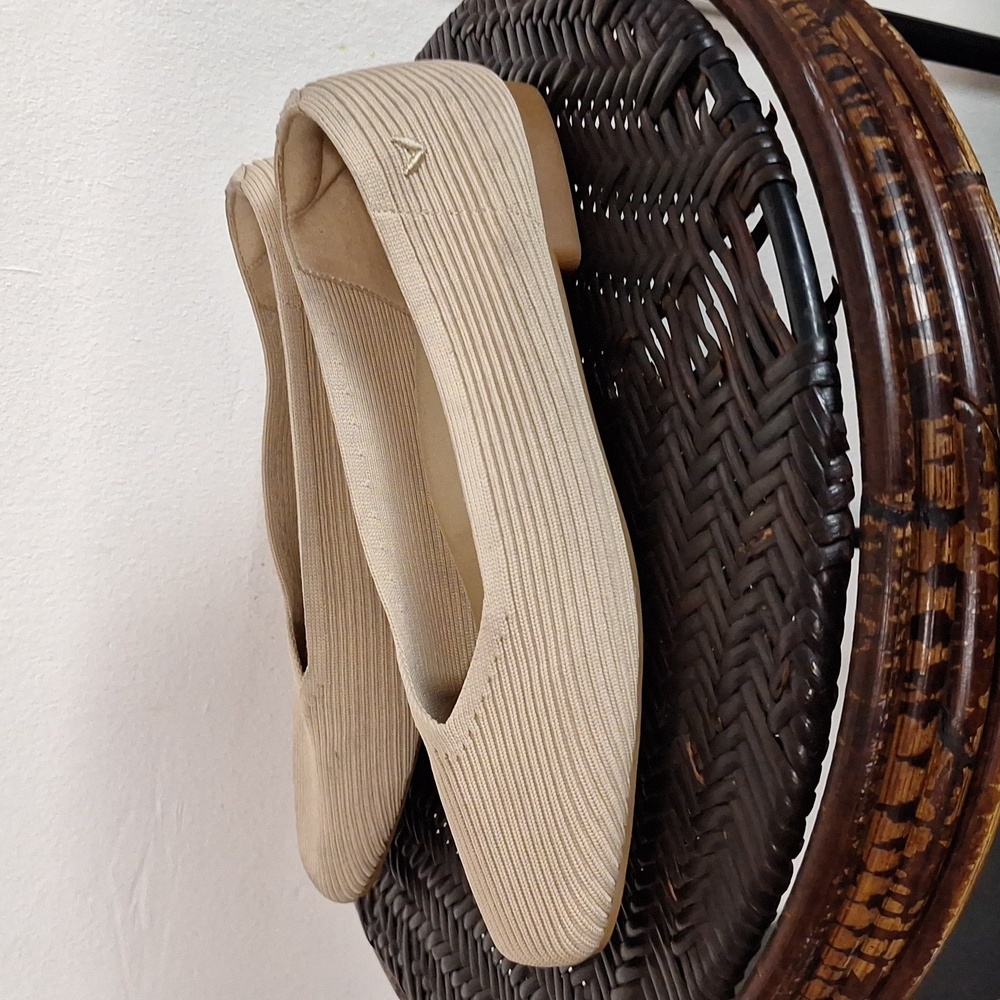 Vivaia Shoes Women Size 38.5